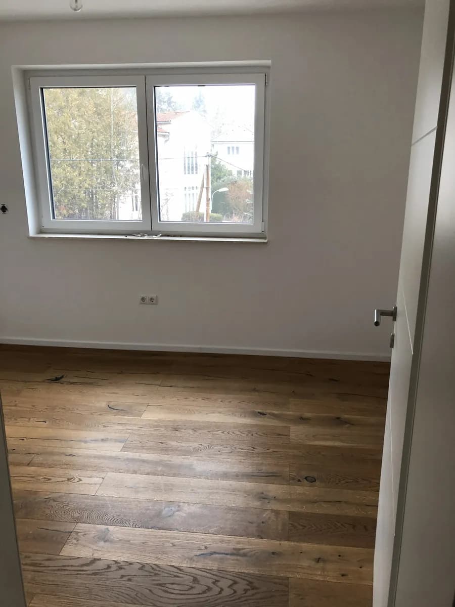 4-Zimmer-Wohnung mieten in Tulln – 122 m², € 2.500 – Bild 3 von 11