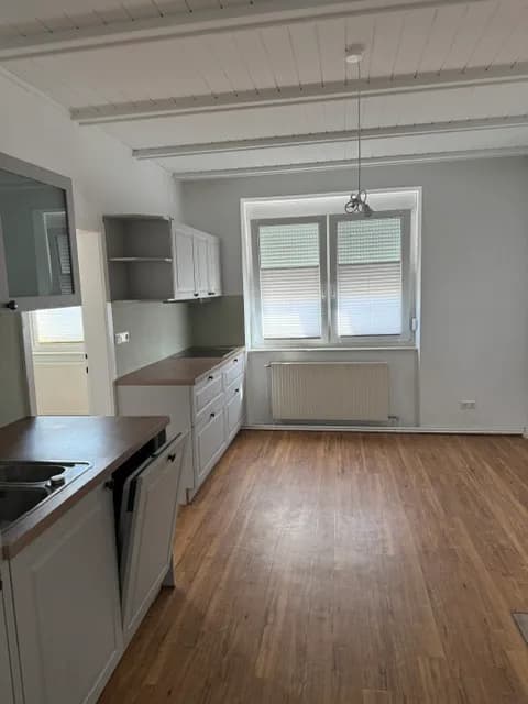 3-Zimmer-Haus mieten in Mistelbach – 85 m², € 1.250 – Bild 2 von 16