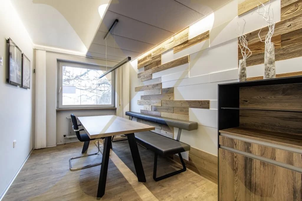 Gewerbeimmobilie mieten in Freistadt – 355 m², € 3.391
