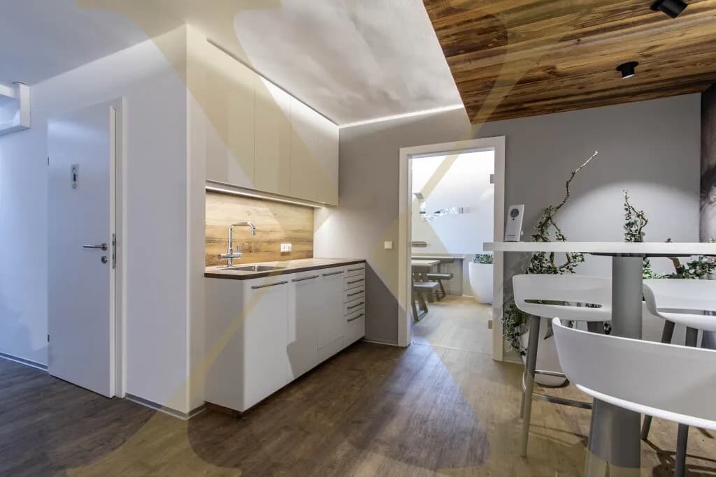 Gewerbeimmobilie mieten in Freistadt – 200 m², € 2.002