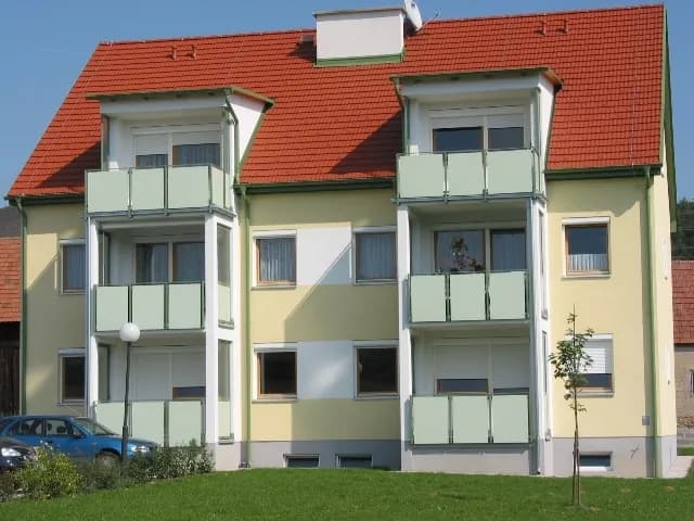 3-Zimmer-Wohnung mieten in Oberpullendorf – 81,23 m², € 711 – Bild 2 von 2