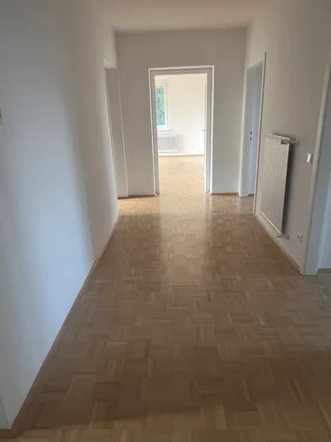 5-Zimmer-Wohnung mieten in Klagenfurt – 121 m², € 1.385 – Bild 7 von 11