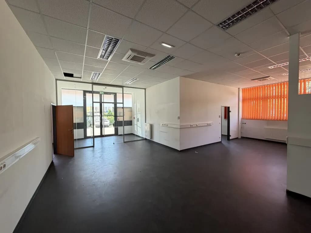Gewerbeimmobilie mieten in Wiener Neustadt – 456 m², € 4.467 – Bild 3 von 13