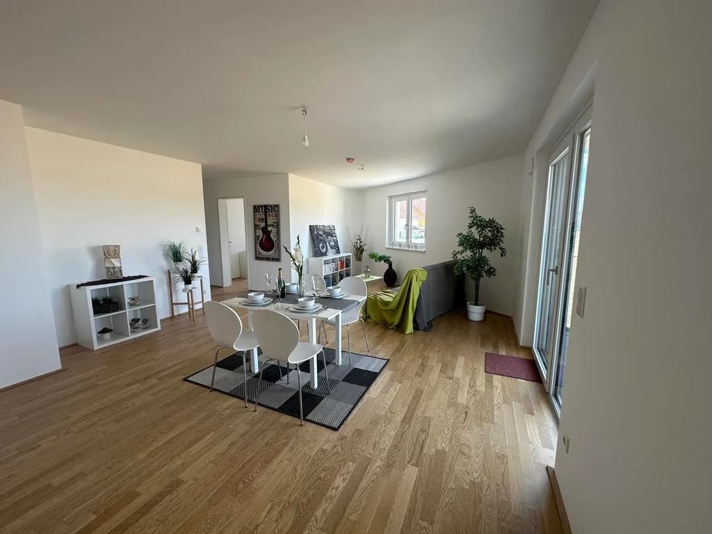3-Zimmer-Wohnung mieten in Bruck an der Leitha – 72,9 m², € 1.213 – Bild 2 von 11