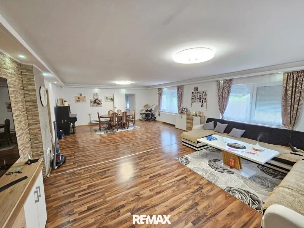 11-Zimmer-Gewerbeimmobilie kaufen in Braunau am Inn – 318 m², € 385.000 – Bild 19 von 23