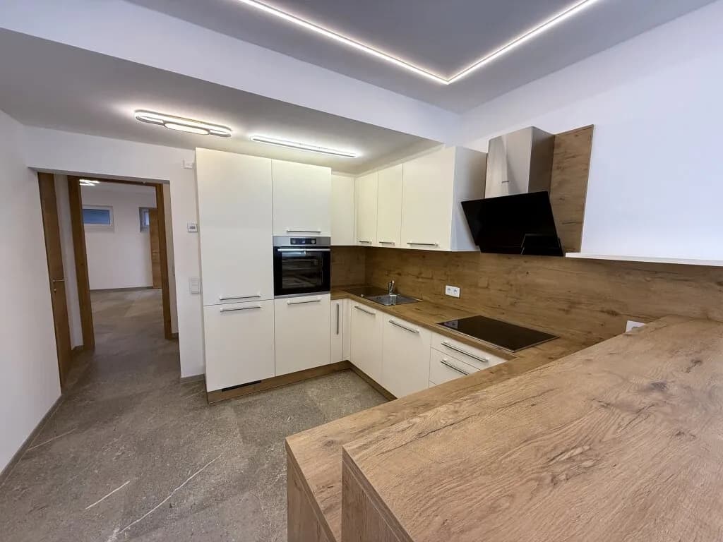 Wohnung kaufen in Feldkirchen – 131,81 m², € 645.000 – Bild 3 von 16