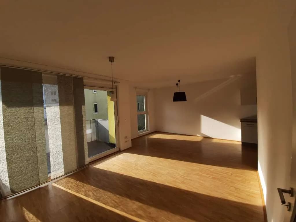 2-Zimmer-Wohnung mieten in Graz – 57 m², € 930 – Bild 2 von 7