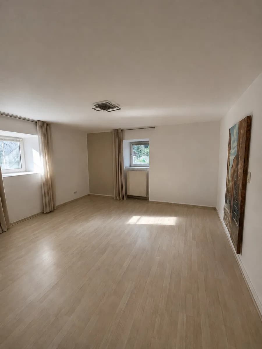 3-Zimmer-Wohnung mieten in Gmunden – 105 m², € 1.150 – Bild 1 von 6