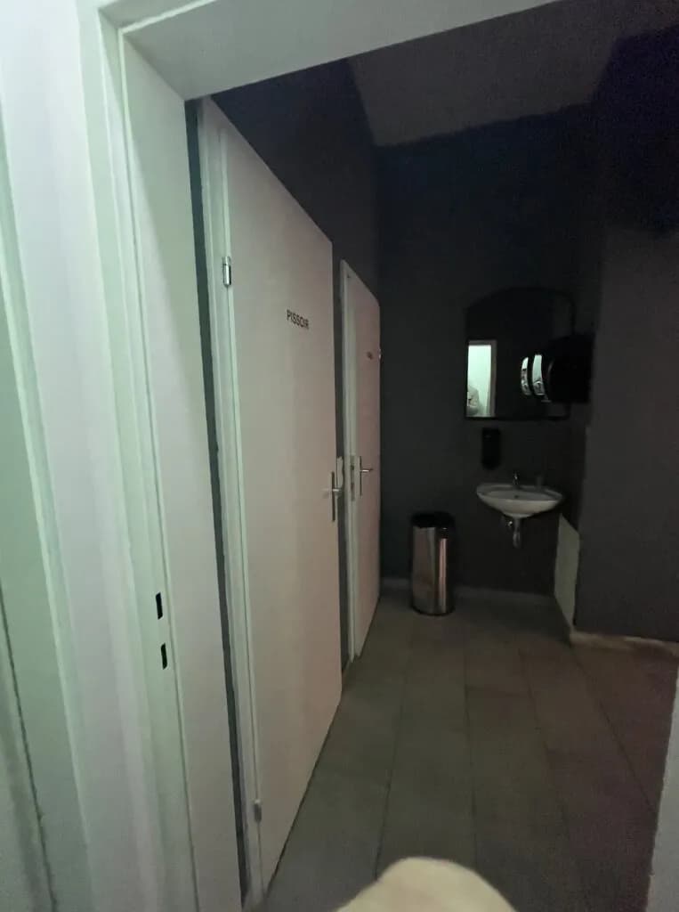 Gewerbeimmobilie mieten in Wien – 380 m², € 5.309 – Bild 8 von 9