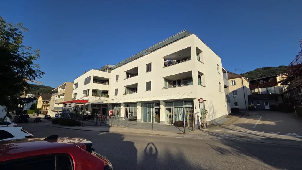 Gewerbeimmobilie kaufen in Gmunden – 89 m², € 344.000