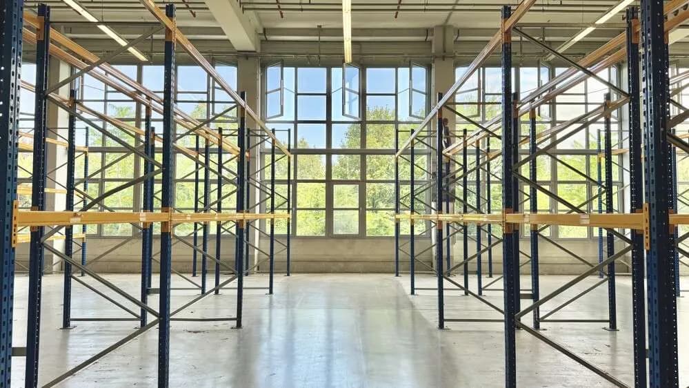 Gewerbeimmobilie mieten in Wien – 3 450 m², € 6 – Bild 4 von 8