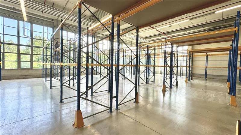 Gewerbeimmobilie mieten in Wien – 3 450 m², € 6 – Bild 5 von 8