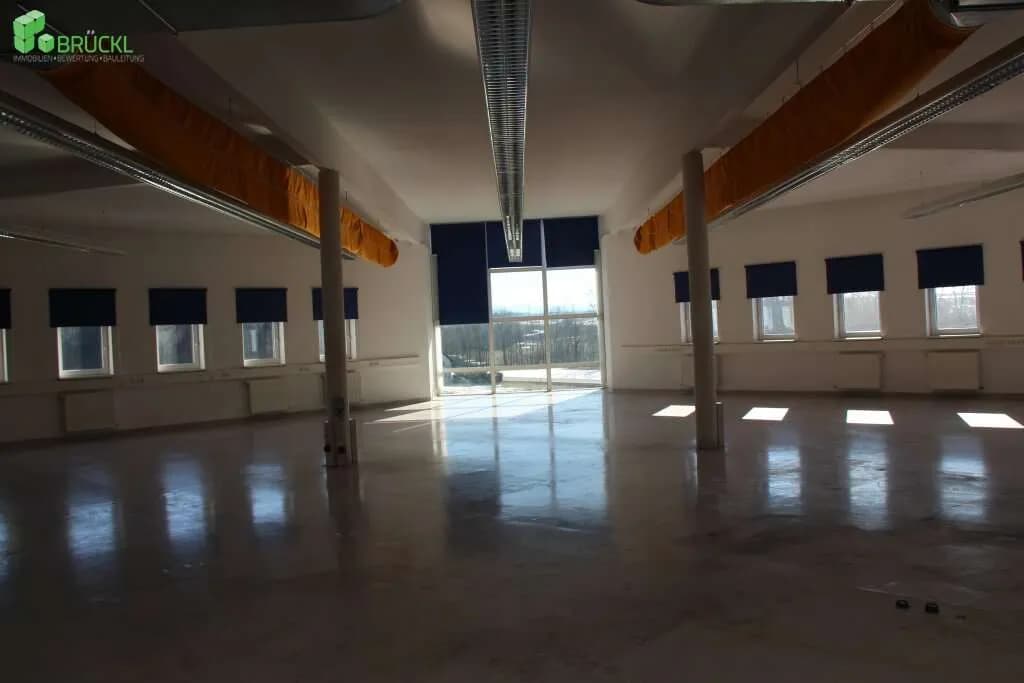 Immobilie kaufen in Ried im Innkreis – 1 970 m² – Bild 25 von 52