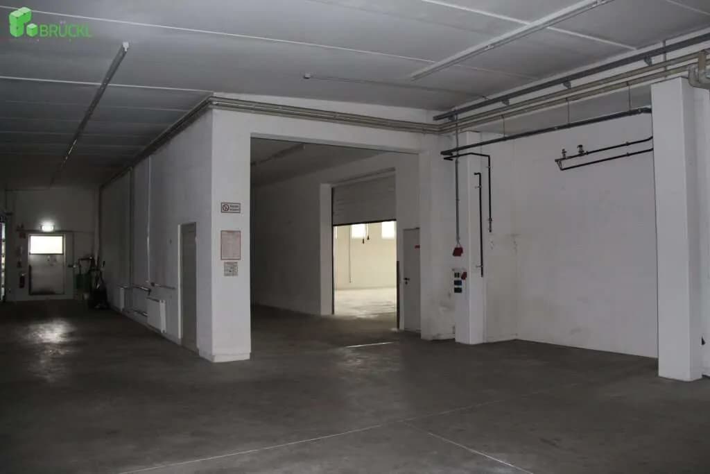 Immobilie kaufen in Ried im Innkreis – 1 970 m² – Bild 48 von 52