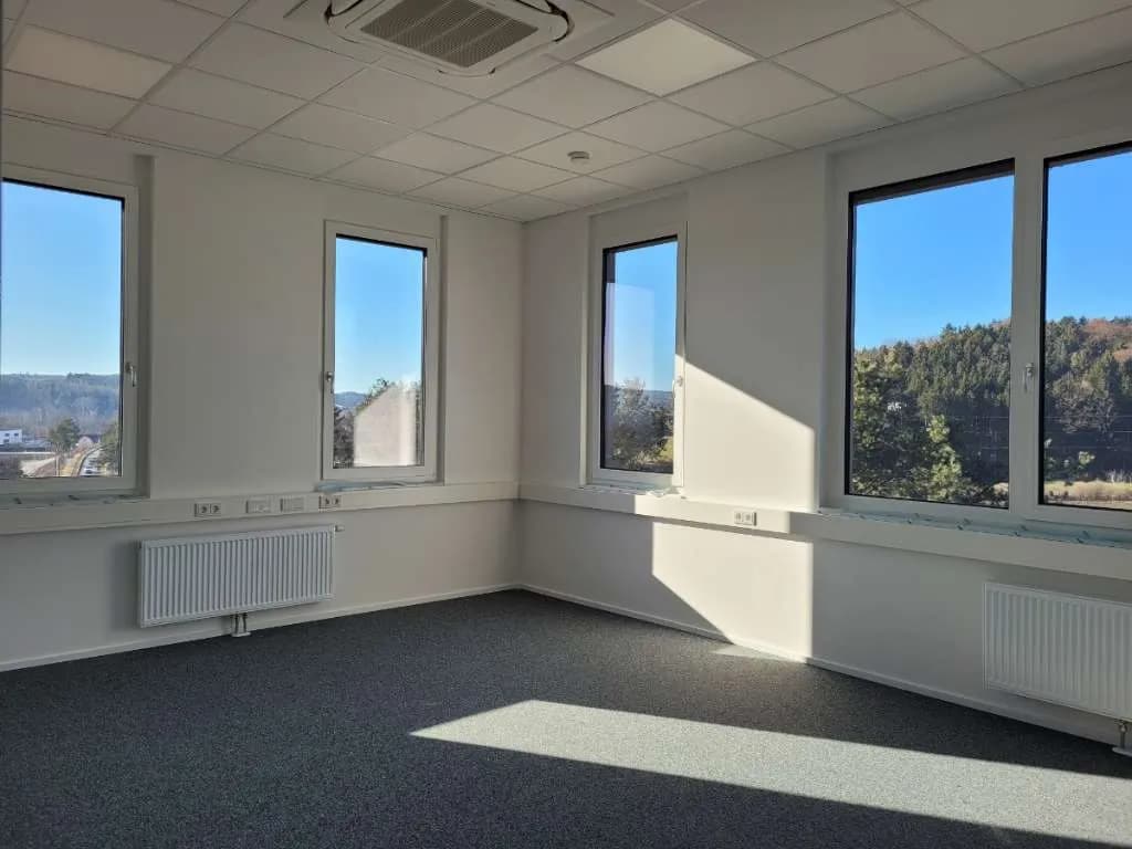 1-Zimmer-Gewerbeimmobilie mieten in Weiz – 25 m², € 325 – Bild 3 von 10