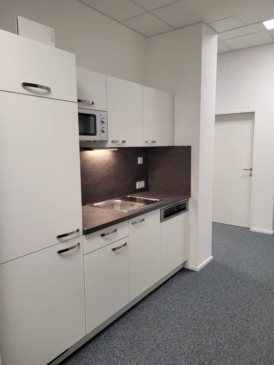 1-Zimmer-Gewerbeimmobilie mieten in Weiz – 25 m², € 325 – Bild 4 von 10