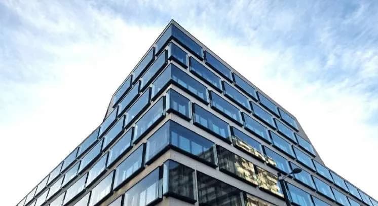 Gewerbeimmobilie mieten in Wien – 716 m², € 14.034