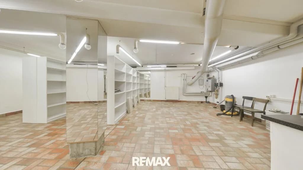 Gewerbeimmobilie mieten in Ried im Innkreis – 175 m², € 900 – Bild 9 von 10