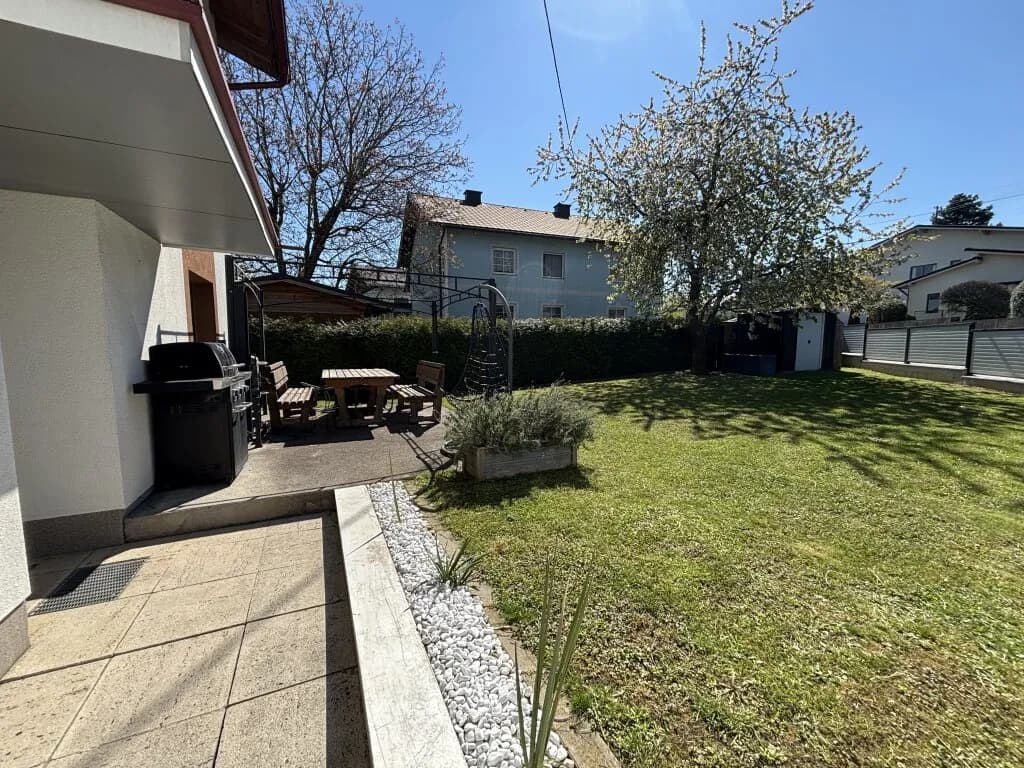 9-Zimmer-Gewerbeimmobilie kaufen in Gmunden – 264 m², € 598.000 – Bild 15 von 31