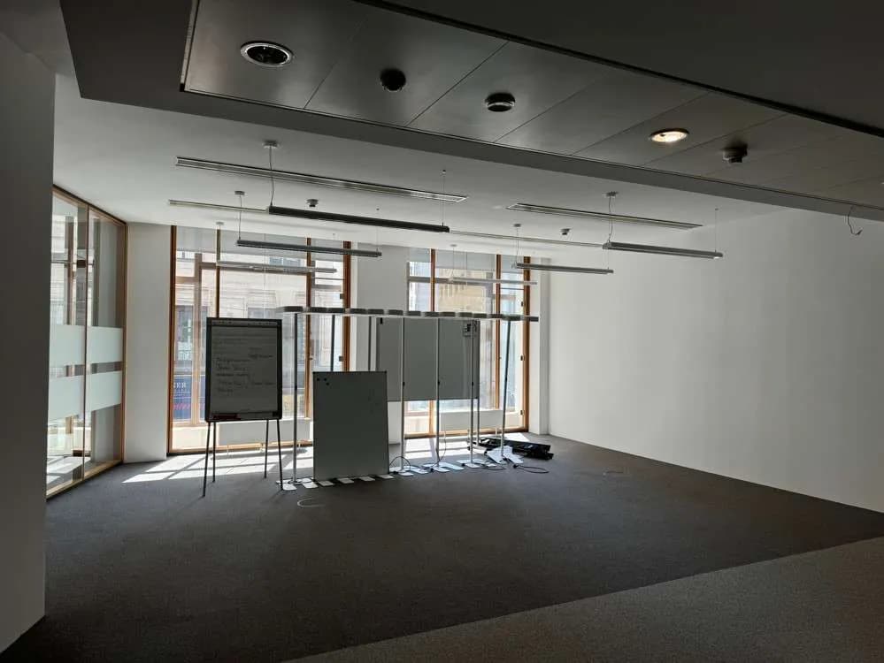 Gewerbeimmobilie mieten in Wien – 638 m², € 24 – Bild 11 von 17