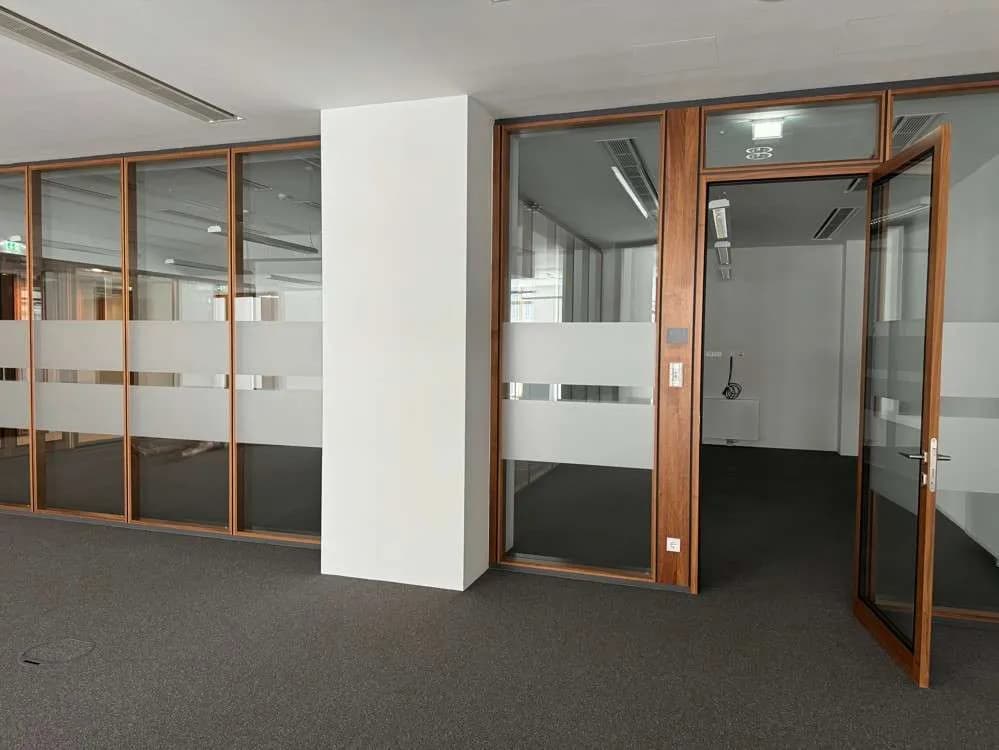 Gewerbeimmobilie mieten in Wien – 638 m², € 24 – Bild 16 von 17
