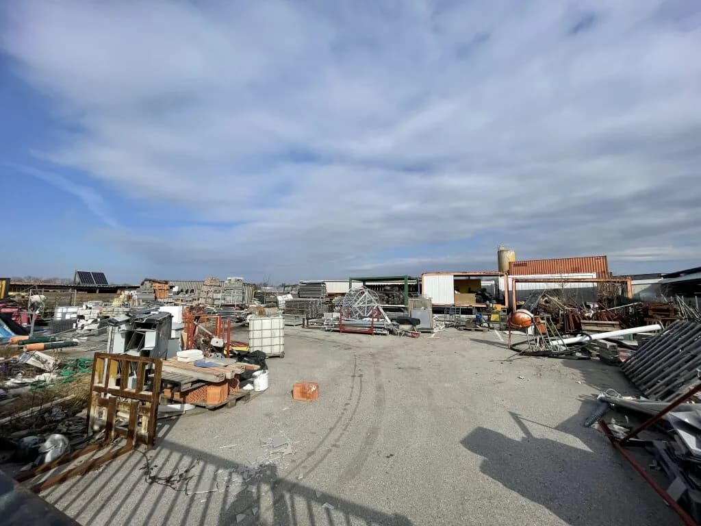 Gewerbeimmobilie mieten in Wiener Neustadt Land – 798 m², € 1.365 – Bild 2 von 14