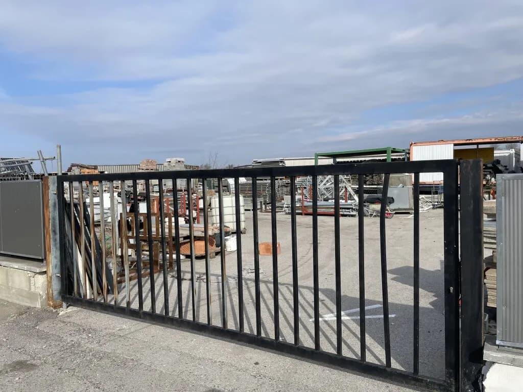 Gewerbeimmobilie mieten in Wiener Neustadt Land – 798 m², € 1.365 – Bild 3 von 14