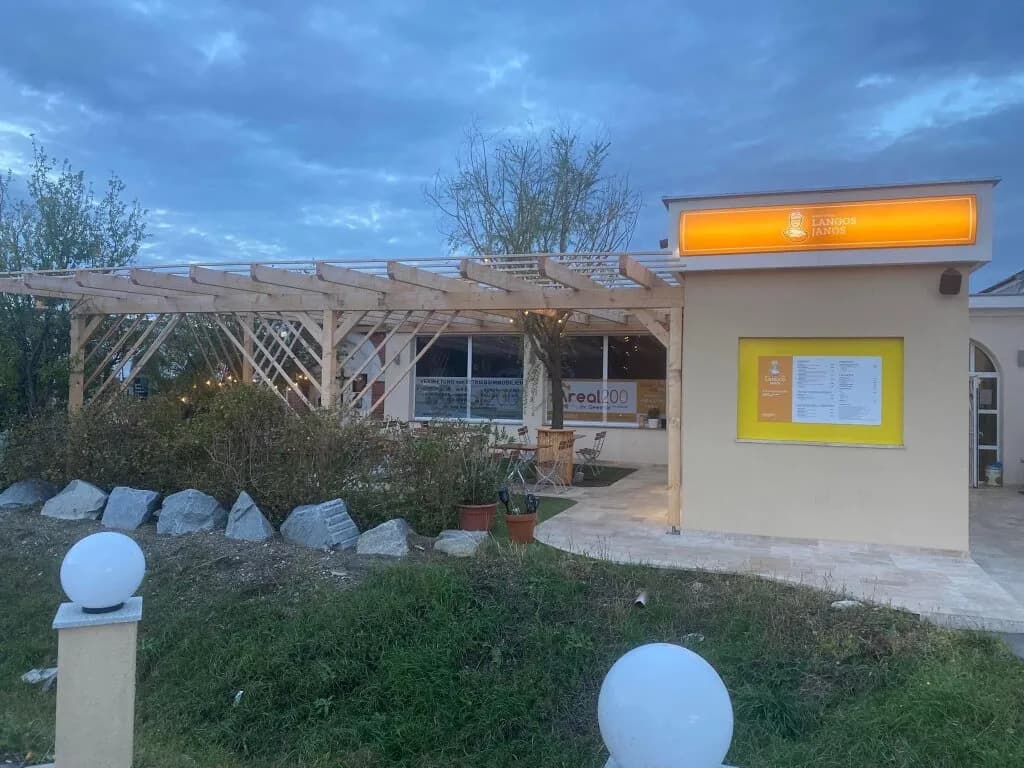 Gewerbeimmobilie mieten in Wiener Neustadt Land – 798 m², € 1.365 – Bild 12 von 14