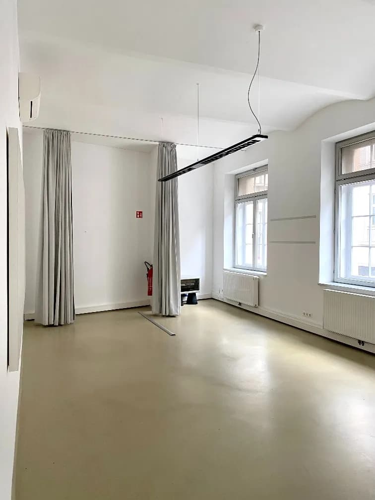 4-Zimmer-Gewerbeimmobilie mieten in Wien – 162 m², € 3.650 – Bild 5 von 18