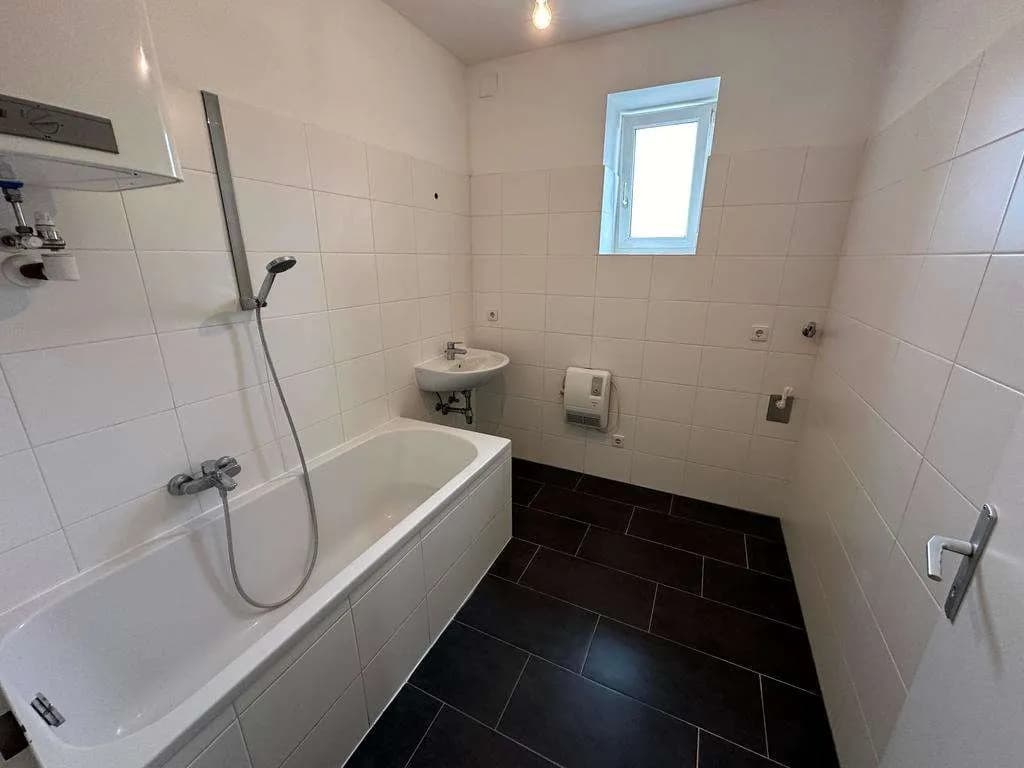 3-Zimmer-Wohnung mieten in Horn – 84,19 m², € 691 – Bild 12 von 13
