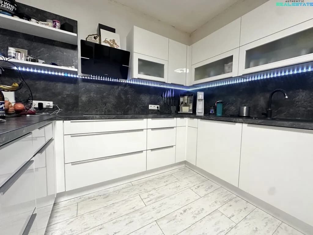 8-Zimmer-Haus kaufen in Gänserndorf – 230 m², € 440.000 – Bild 6 von 20