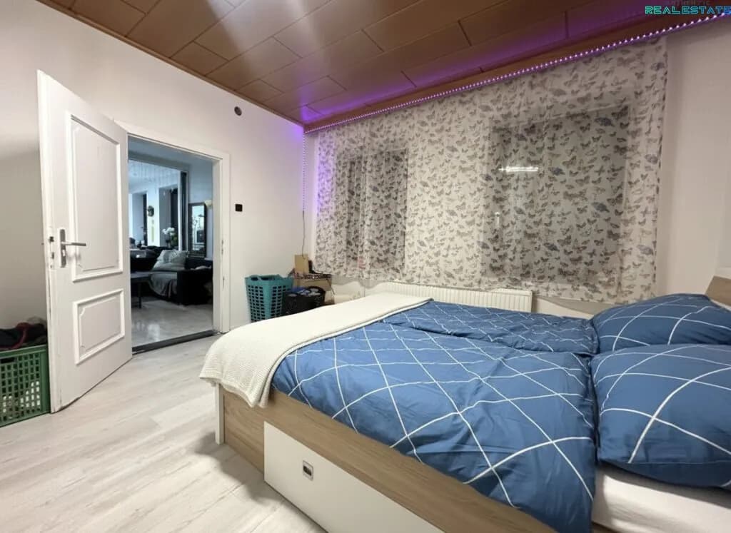 8-Zimmer-Haus kaufen in Gänserndorf – 230 m², € 440.000 – Bild 10 von 20