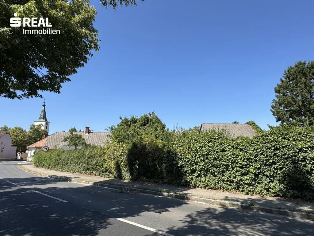 Grundstück kaufen in Tulln – 1 588 m², € 390.000