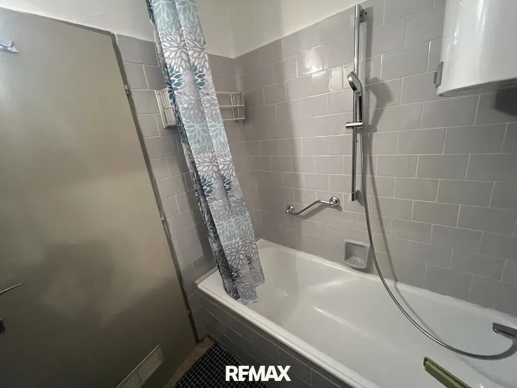 2-Zimmer-Wohnung kaufen in Neunkirchen – 49,3 m², € 105.000 – Bild 7 von 23