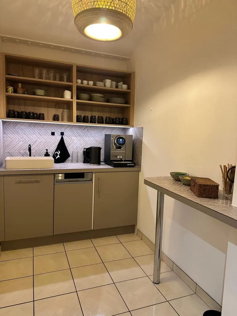4-Zimmer-Gewerbeimmobilie mieten in Wien – 178 m², € 2.927 – Bild 12 von 18