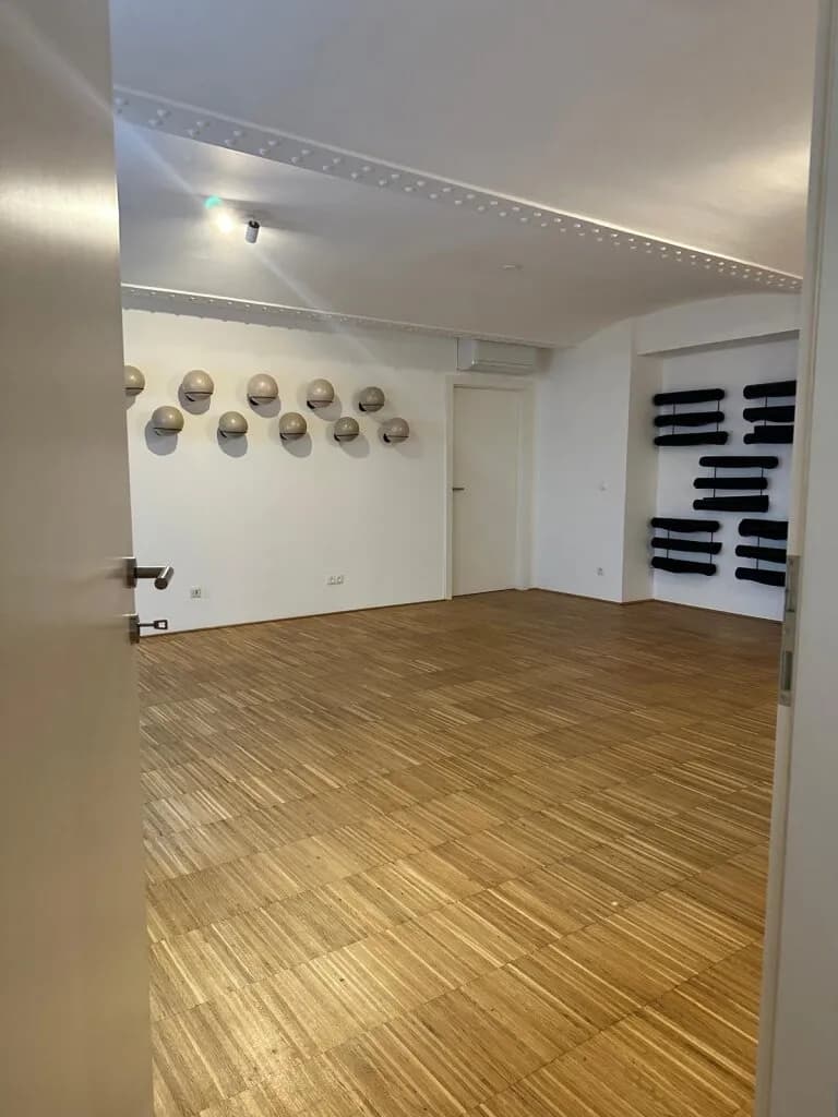 4-Zimmer-Gewerbeimmobilie mieten in Wien – 178 m², € 2.927 – Bild 17 von 18
