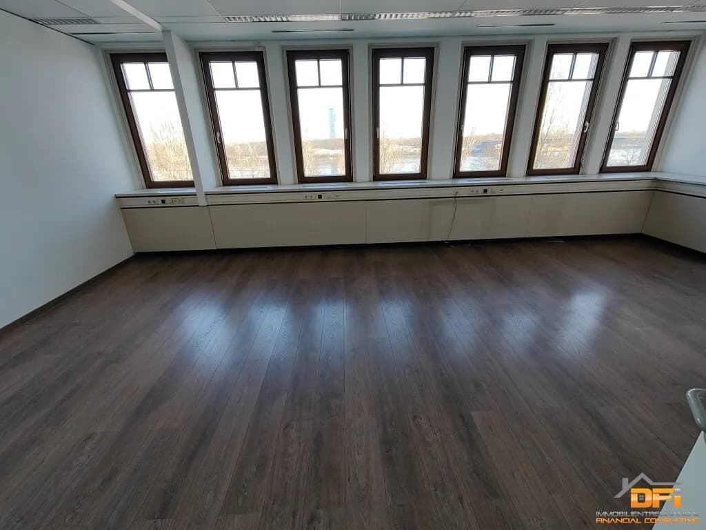 13-Zimmer-Gewerbeimmobilie mieten in Wien – 613 m², € 7.050 – Bild 5 von 31