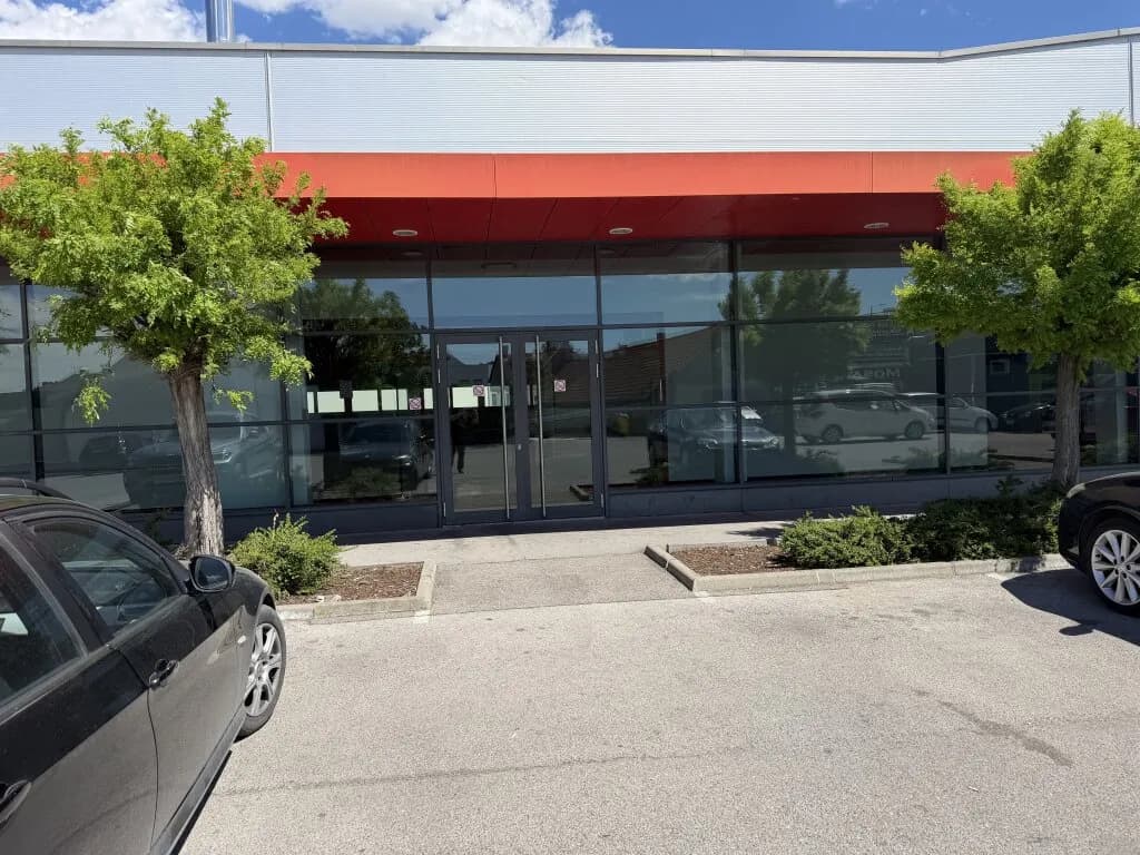 Gewerbeimmobilie mieten in Wiener Neustadt – 479 m², € 6.522