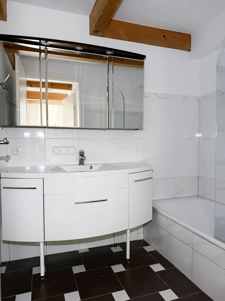 2-Zimmer-Wohnung kaufen in Gmunden – 94,49 m², € 327.000 – Bild 8 von 11