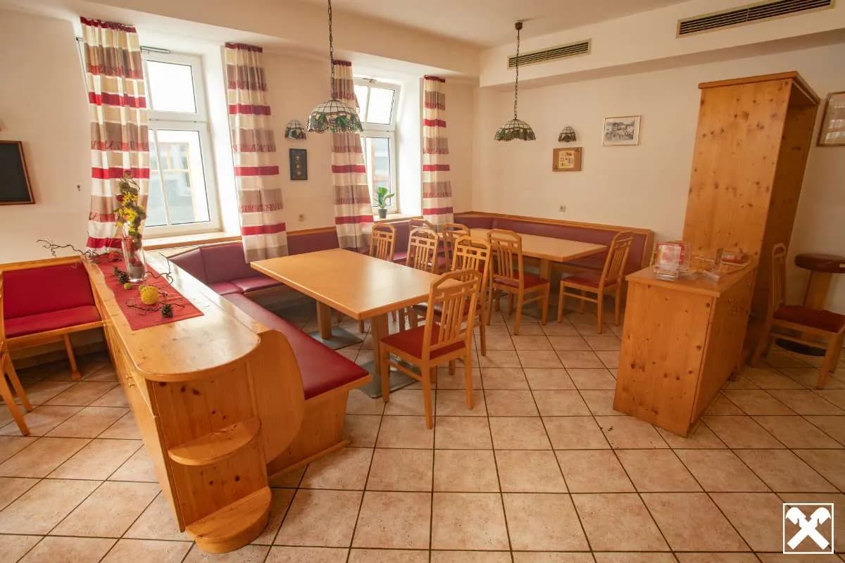 Gewerbeimmobilie mieten in Scheibbs – 340 m², € 800
