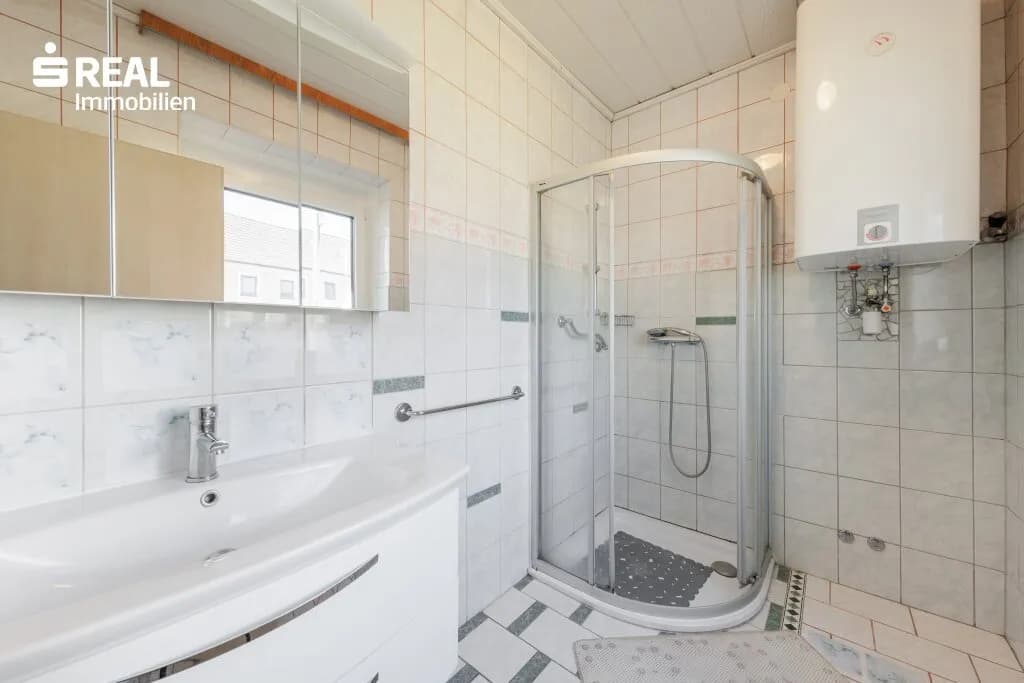 6-Zimmer-Haus kaufen in Waidhofen an der Thaya – 2 016 m², € 279.000 – Bild 12 von 32