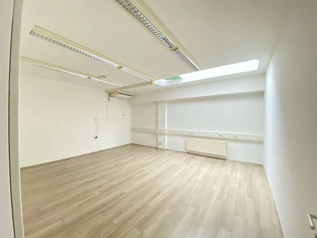 Gewerbeimmobilie mieten in Salzburg Stadt – 247 m², € 3.339 – Bild 6 von 10