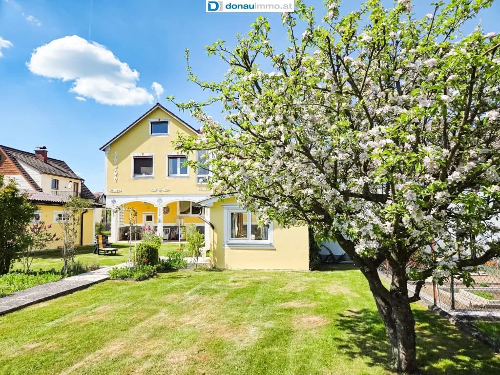 8-Zimmer-Immobilie kaufen in Gmünd – 264 m², € 590.000