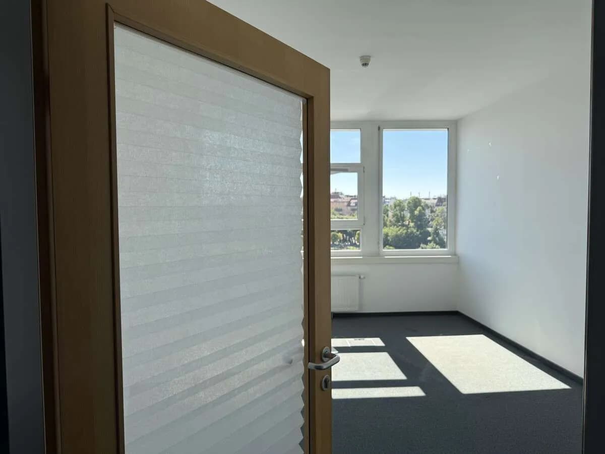 Gewerbeimmobilie mieten in Wien – 976 m², € 16 – Bild 5 von 8