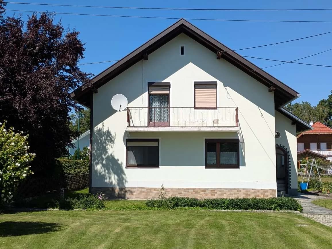 Haus kaufen in Grieskirchen – 115 m², € 210.000