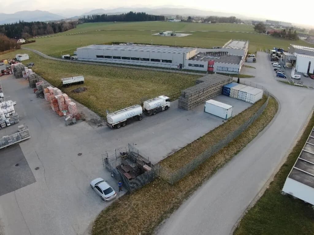 Immobilie mieten in Steyr-Land – 4 000 m², € 4.000 – Bild 5 von 10