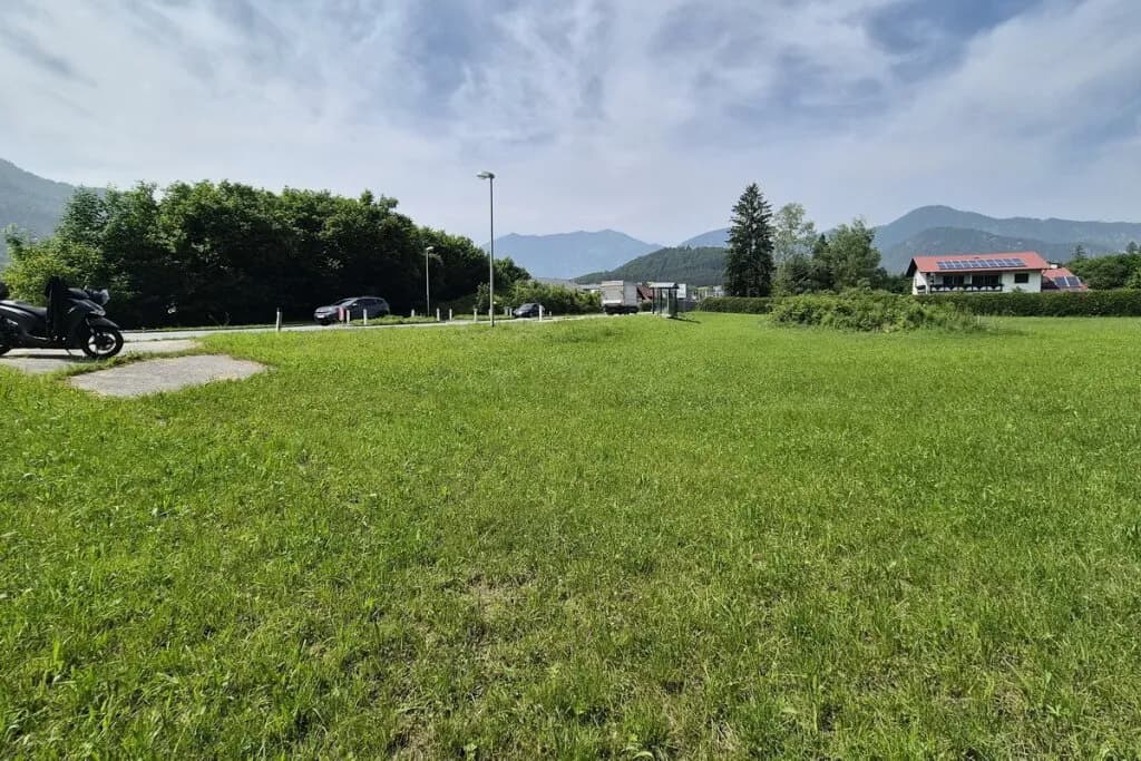 Grundstück kaufen in Gmunden – 6 137 m², € 790.000 – Bild 2 von 9