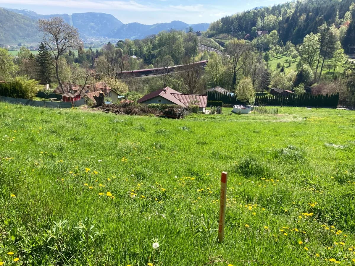 Grundstück kaufen in Neunkirchen – 818 m², € 100.614 – Bild 2 von 4