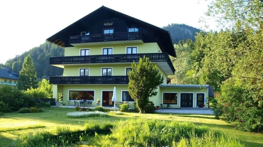 13-Zimmer-Gewerbeimmobilie kaufen in Liezen – 854 m², € 1.250.000 – Bild 2 von 41