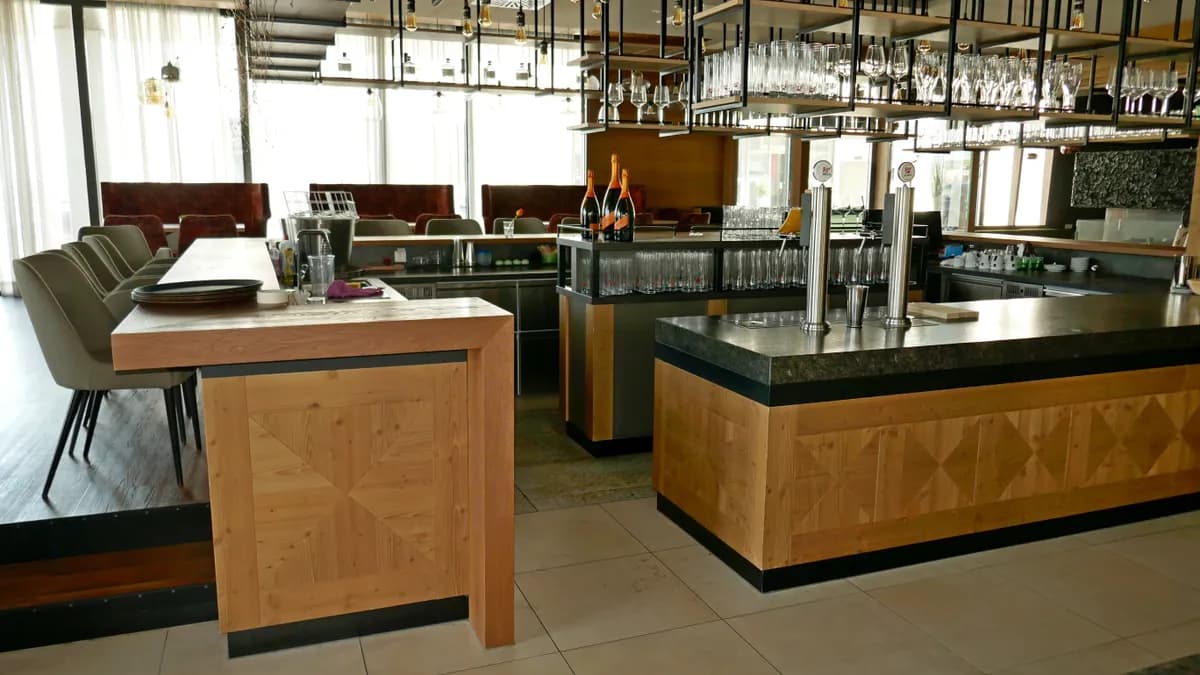 Gewerbeimmobilie mieten in Neusiedl am See – 485 m², € 9.600 – Bild 8 von 19
